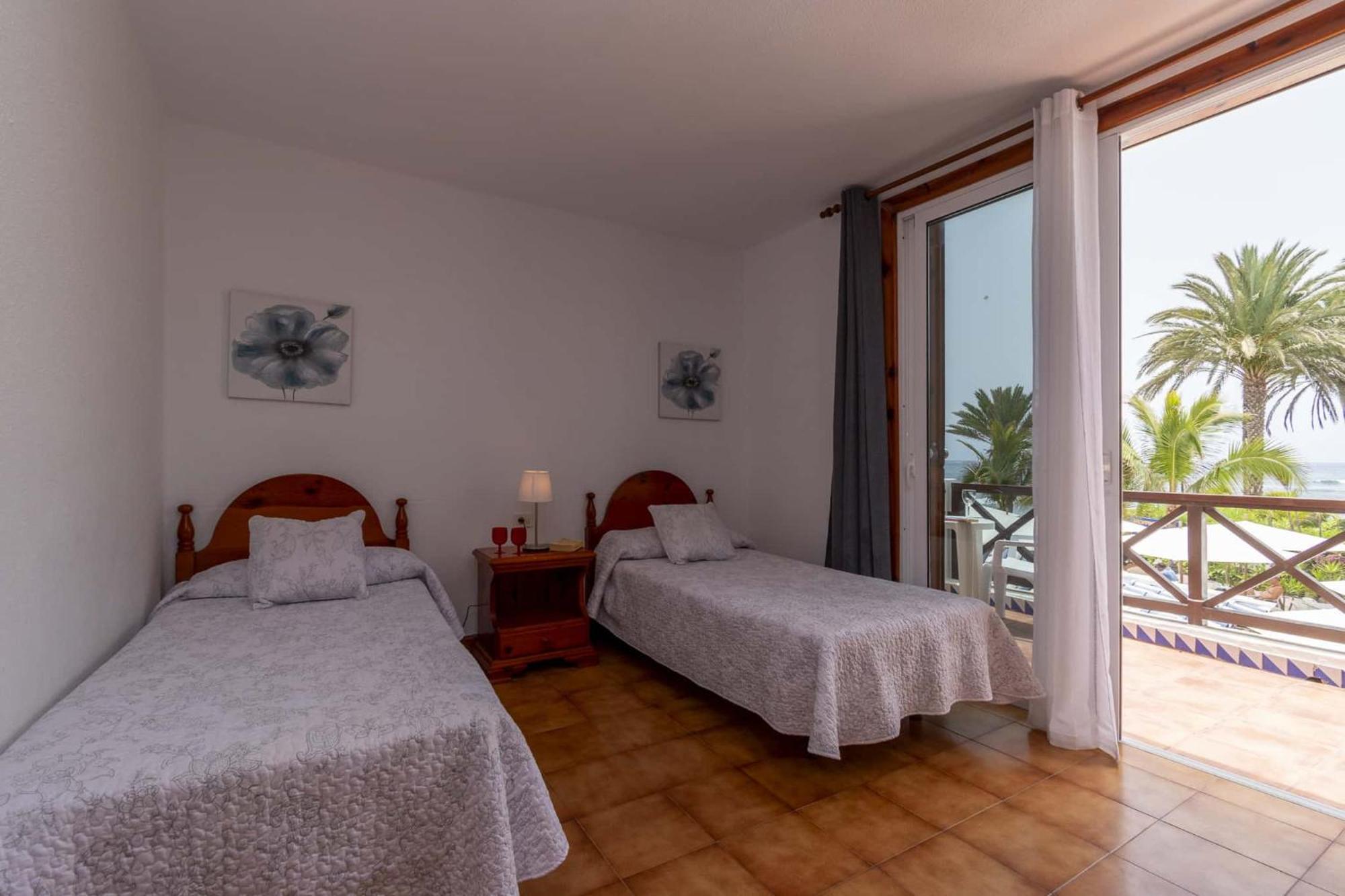 Parque Santiago III 235 - Four Bed Villa Playa de las Americas  Luaran gambar
